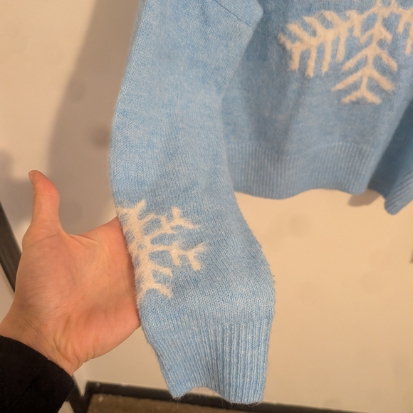 Jessica Simpson Light Blue Snowflake Turtleneck Sweater - Picture 3 of 4